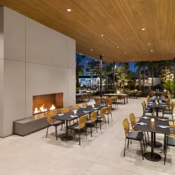 Town and Country San Diego Отели рядом с достопримечательностью «Мишен-Вели»