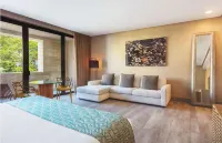 The Yucatan Resort Playa del Carmen, Tapestry Collection by Hilton Hotels in Плая-дель-Кармен