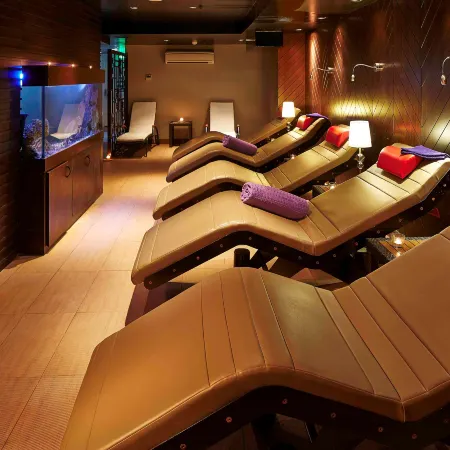 DoubleTree by Hilton Izmir - Alsancak