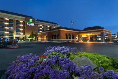 Holiday Inn Express at Monterey Bay Hotels in Seaside