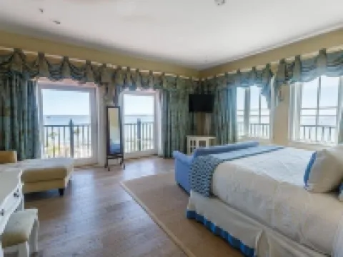 ฮาร์เบอร์ไซด์ แอท ชาร์ลสตัน ฮาร์เบอร์ รีสอร์ท แอนด์ มารีนา โรงแรมในชาร์ลสตัน