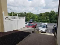 ベイモント バイ ウィンダム クックビル - 駐車場