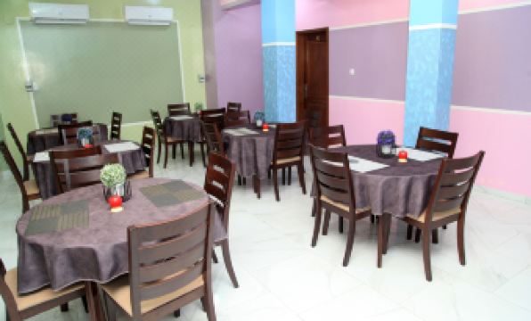 Flat Hotel Kandolo Gombe - Housity