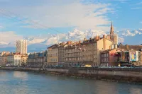 Maison Barbillon Grenoble - Centre Gare Hotels in Sainte-egreve