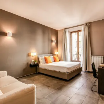 H501 Luxury Rooms Отели рядом с достопримечательностью «Универмаг La Rinascente»
