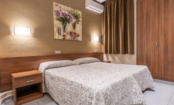 Hostal Iznajar Barcelona