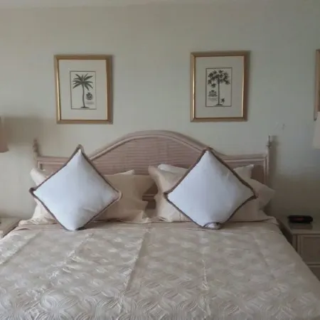 Coral Sands Beach Resort
