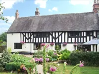 Stallington Hall Farm Hotels near Alton Towers