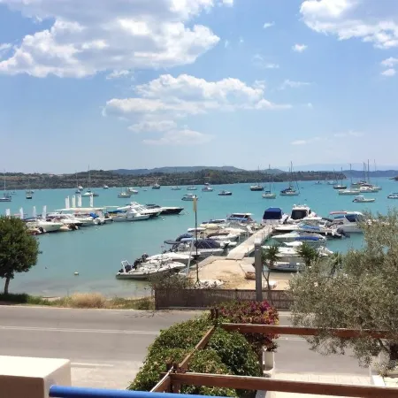 Rozos Hotel