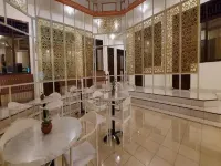 Dragon Palace Hotel Ternate テルナテのホテル