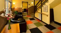 Moderne Hostel Hotel a June Lake