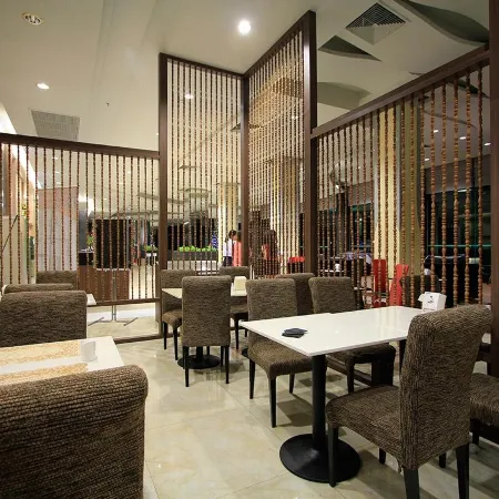 Alvarez Hotel