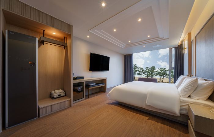 H-AVENUE HOTEL Yeongildae