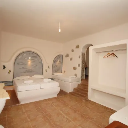 Peristeronas Village Ξενοδοχεία στην πόλη Κλούβας