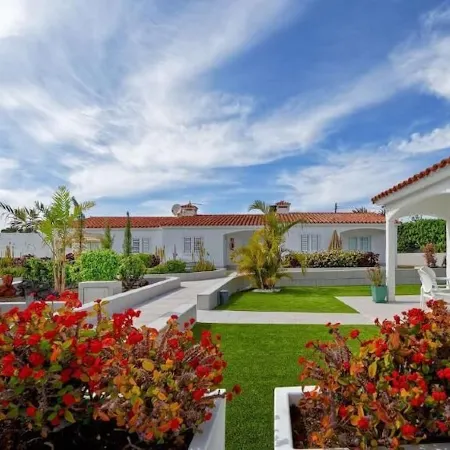 Bungalows Adonis