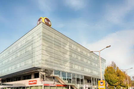 B&B Hotel Salzburg-Nord Отели в г. Ойгендорф