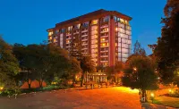 Hilton Addis Ababa Hotel dekat St. George's Cathedral