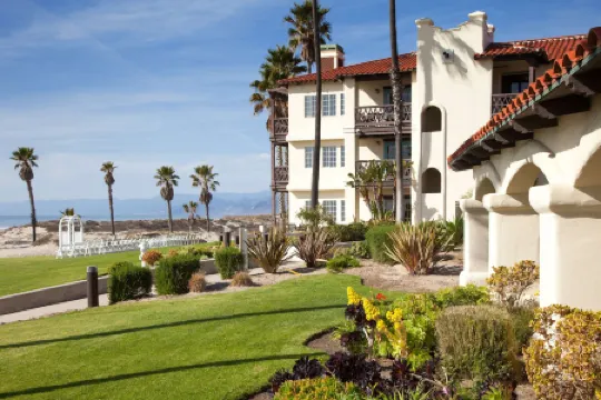 Zachari Dunes on Mandalay Beach, Curio Collection by Hilton