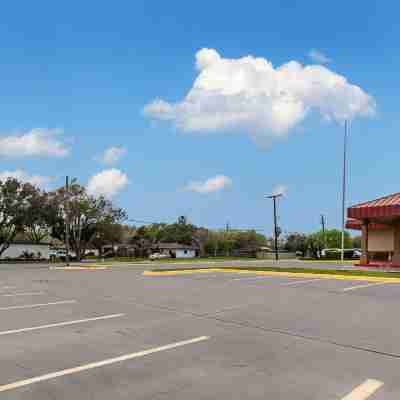 Econo Lodge Kingsville Hotel Exterior