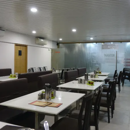 Hotel Sanskruti Inn