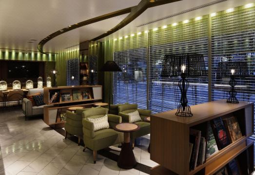 1. 교토 타워 호텔..