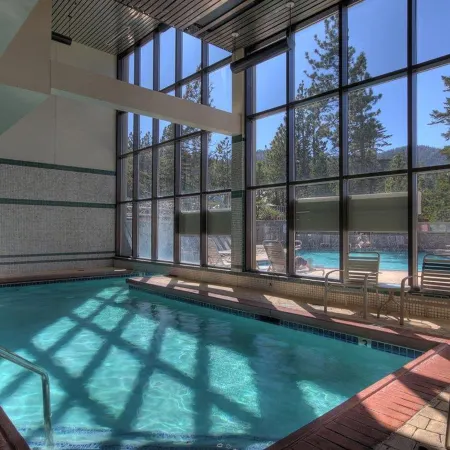 Holiday Inn Club Vacations TAHOE RIDGE RESORT by IHG