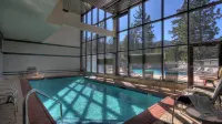 Holiday Inn Club Vacations TAHOE RIDGE RESORT by IHG - piscina