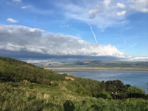 Beautiful Aberdovey Seafront Apartment 2