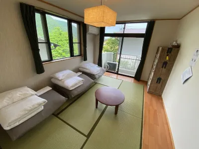 Hakone Guest House Gaku. Hotel di Minamiashigara