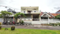 Surabaya Homey Near Its Hotel di Kecamatan Mulyorejo