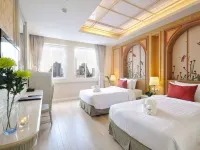 La Petite Salil Sukhumvit 11 Hotel dekat Dermaga Witthayu