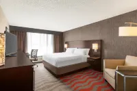 Holiday Inn Boston - Cambridge Area Hotels in Сомервіль