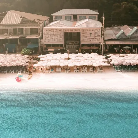 Tawaen Beach Resort
