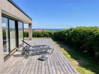 "Ely" - 300m from the Sea