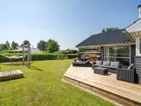 "Nine" - 200m from the Sea Hotels in Borkop