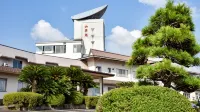 Kokuminshukusha Okuhamanako Hotels in Tottori