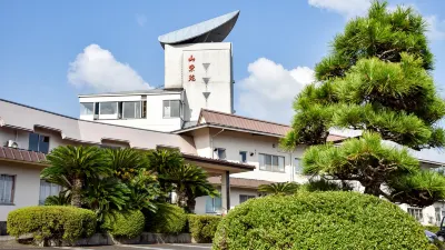 Kokuminshukusha Okuhamanako Hotels in Тотторі