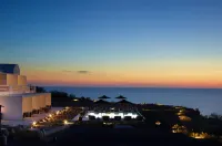 Absolute Paradise Santorini Hotel in zona White Beach