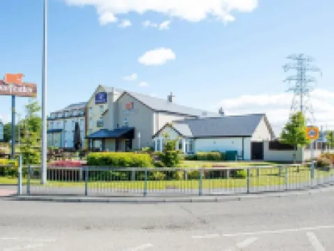 Premier Inn Llanelli Central East Hotels in Llanelli