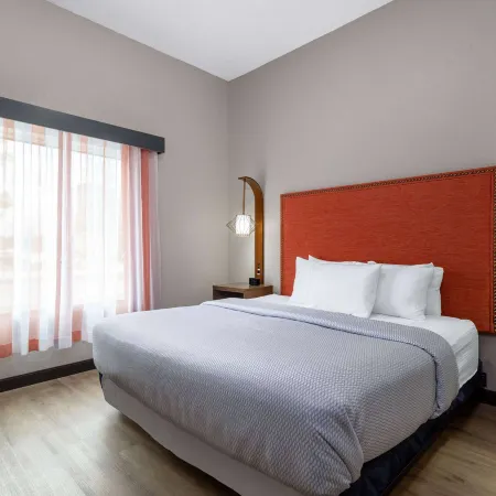 La Quinta Inn & Suites by Wyndham Augusta/Fort Eisenhower
