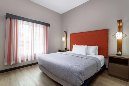 La Quinta Inn & Suites by Wyndham Augusta/Fort Eisenhower