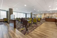 La Quinta Inn & Suites by Wyndham Tacoma - Seattle - breakfast