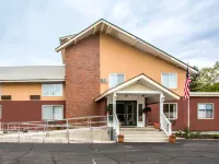 Econo Lodge Lakes Region Hotéis em Ossipee