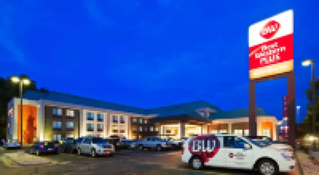 Best Western Plus CottonTree Inn Hotels in 