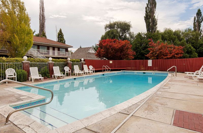 Baugh Motel, SureStay Collection by Best Western photo 2