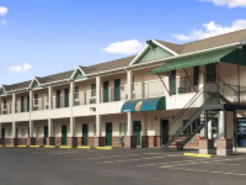 Super 8 by Wyndham Mifflinville Near Bloomsburg Hotels in Columbia County