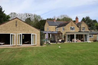 Bozeat House - Country Retreat Hotels in Olney