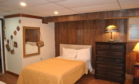 Newark Hansbury Multi Level House - Housity