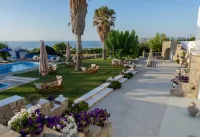 Fragoulis Village Hotels in Pounta