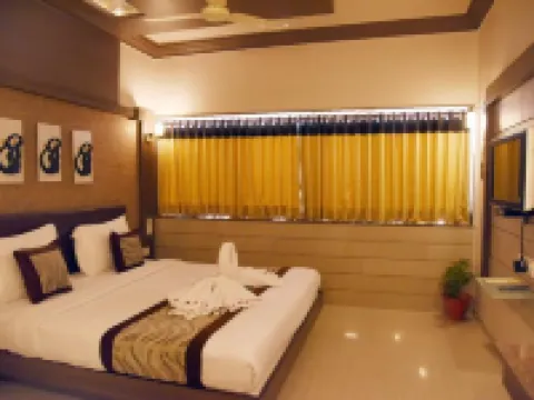 Hotel Vishal International Hotels in Jamnagar